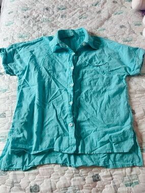 Turquoise Short Sleeve Button-Up Shirt